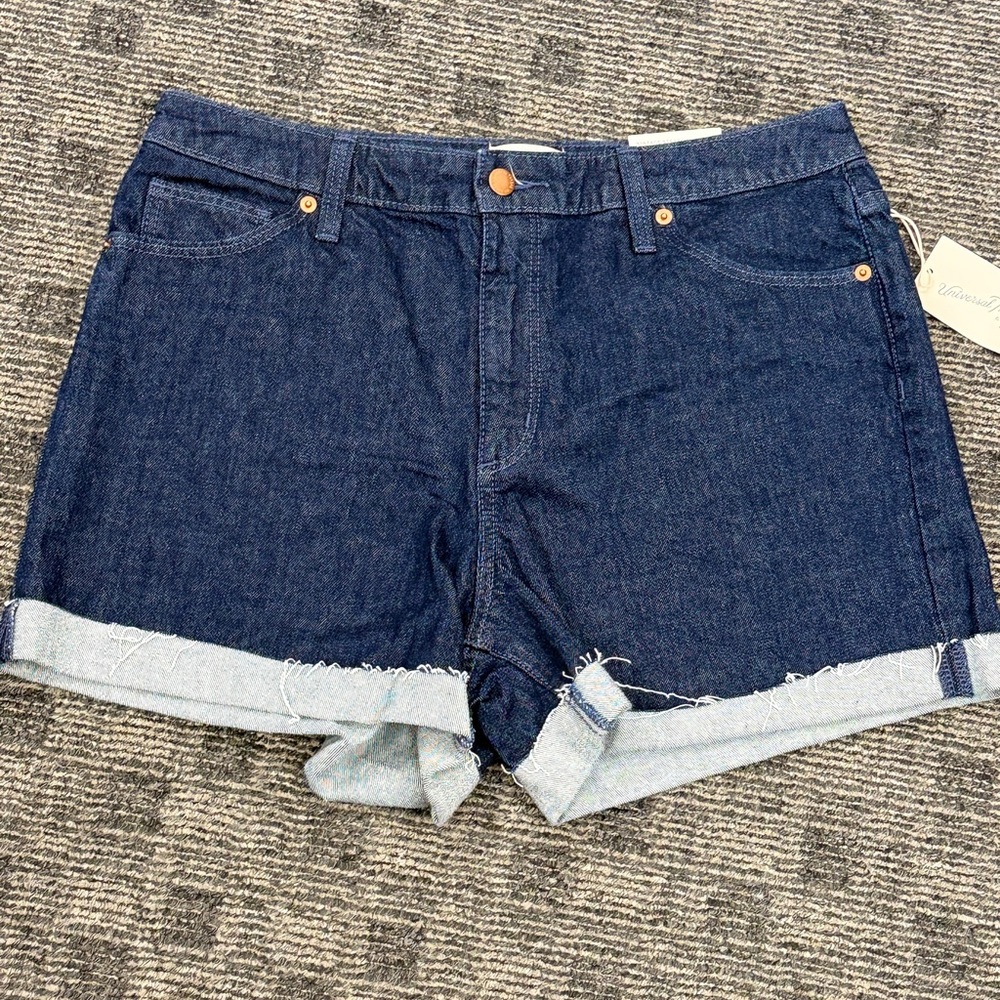 Universal Thread Dark Blue Jean Shorts‎ - Picture 10 of 16